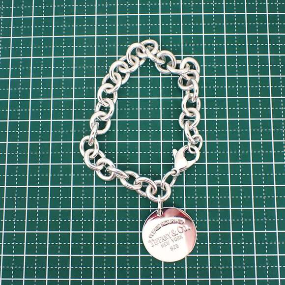 TIFFANY Authentic Silver Charm Bracelet - Picture 8 of 8